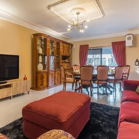 Cantinho Em Cascais, Spacious 3br With Balconies *