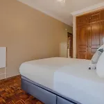 Cantinho Em Cascais, Spacious 3br With Balconies Cascais