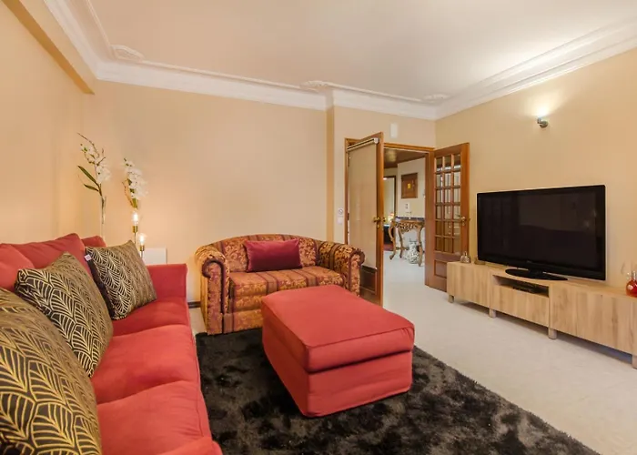 Cantinho Em Cascais, Spacious 3br With Balconies Lejlighed Cascais