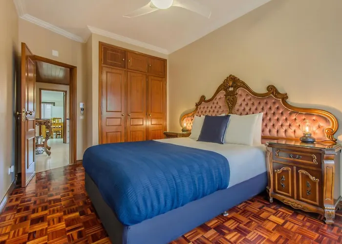 Cantinho Em Cascais, Spacious 3br With Balconies *