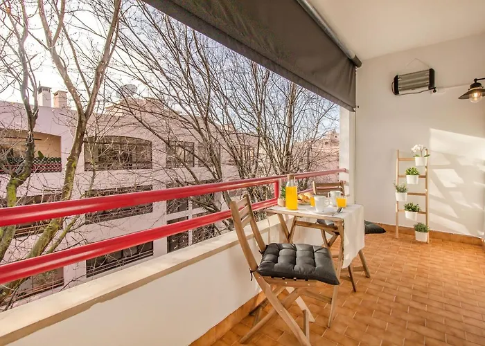 Cantinho Em Cascais, Spacious 3br With Balconies