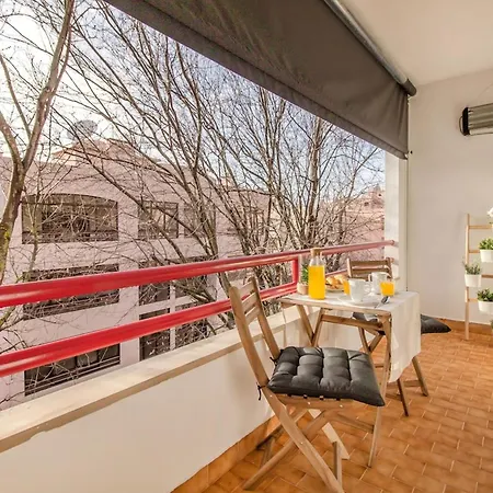 Cantinho Em Cascais, Spacious 3br With Balconies Apartment *